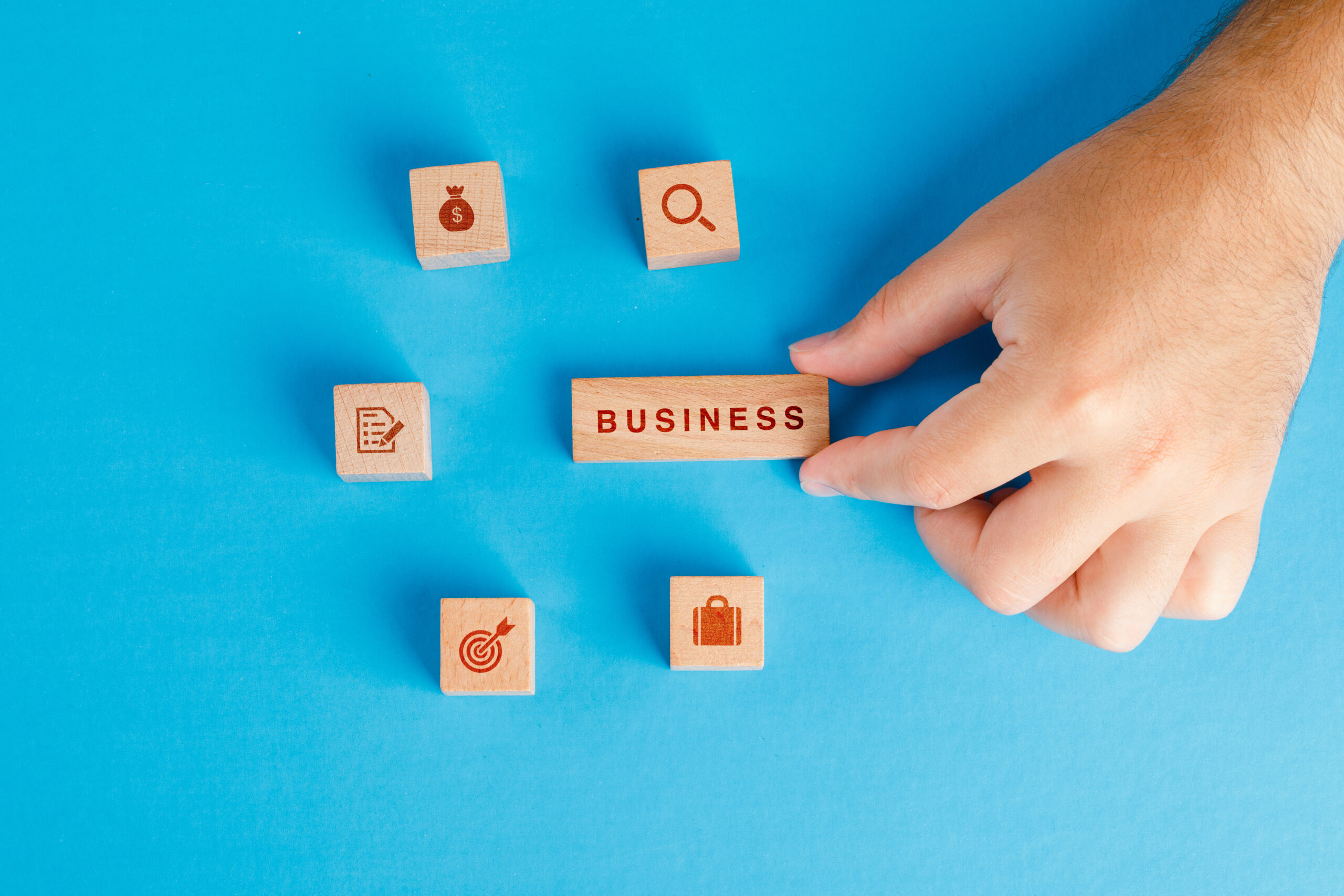 7 Reasons Why Guest Blogging Helps Build Your Business